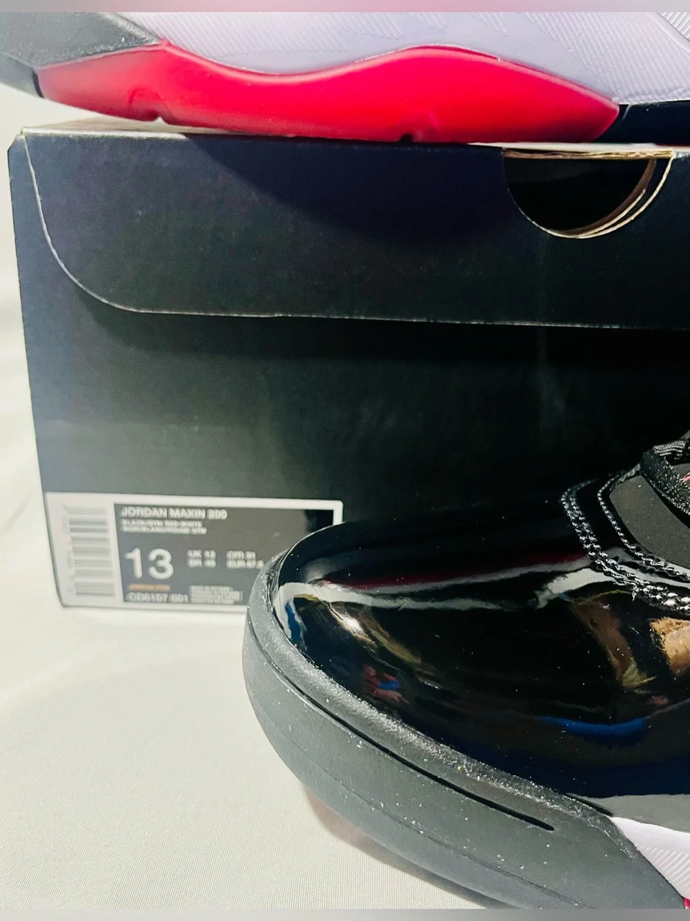 Jordan sleek black